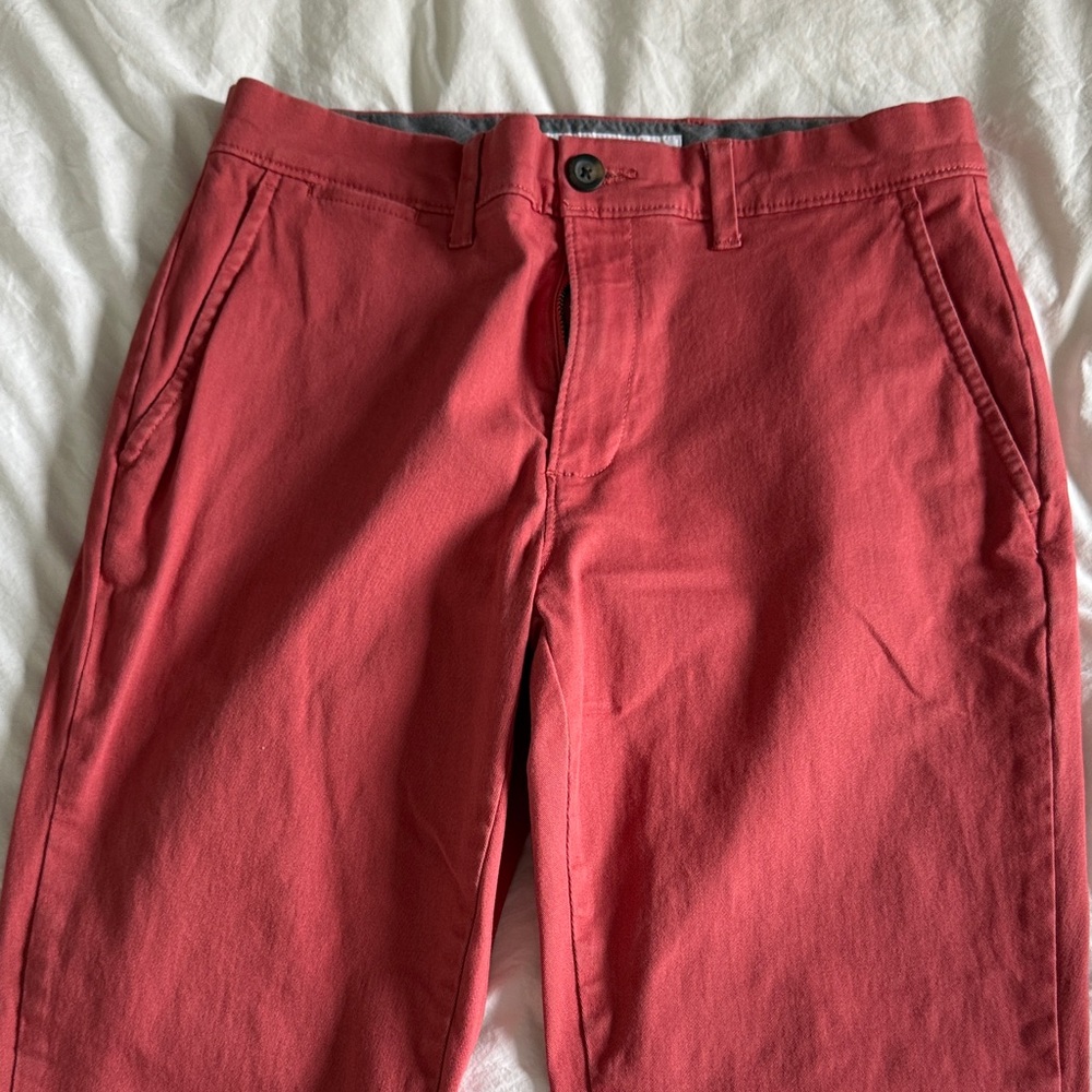 Amazon Essentials Men's Chinos in Salmon